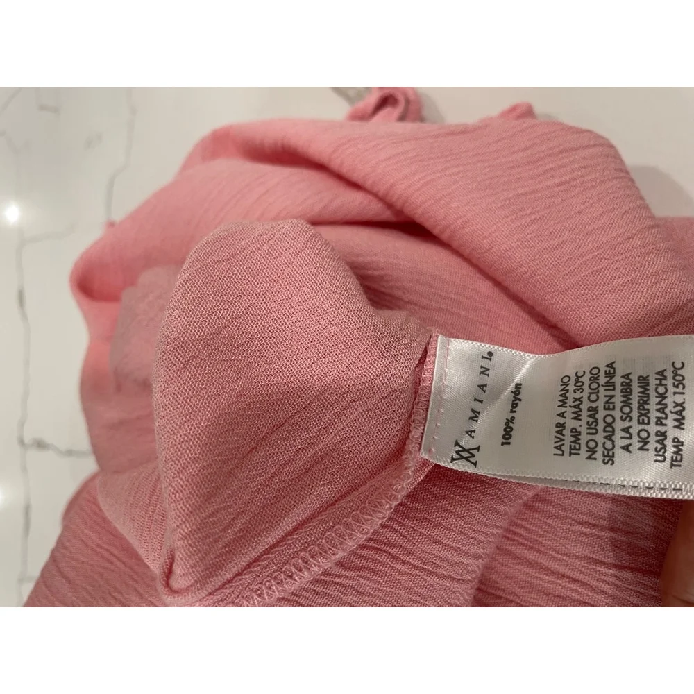 Amiani Tiered Pink Maxi Dress Lace Crochet XL Lightweight Rayon Resort Wear - Picture 10 of 11